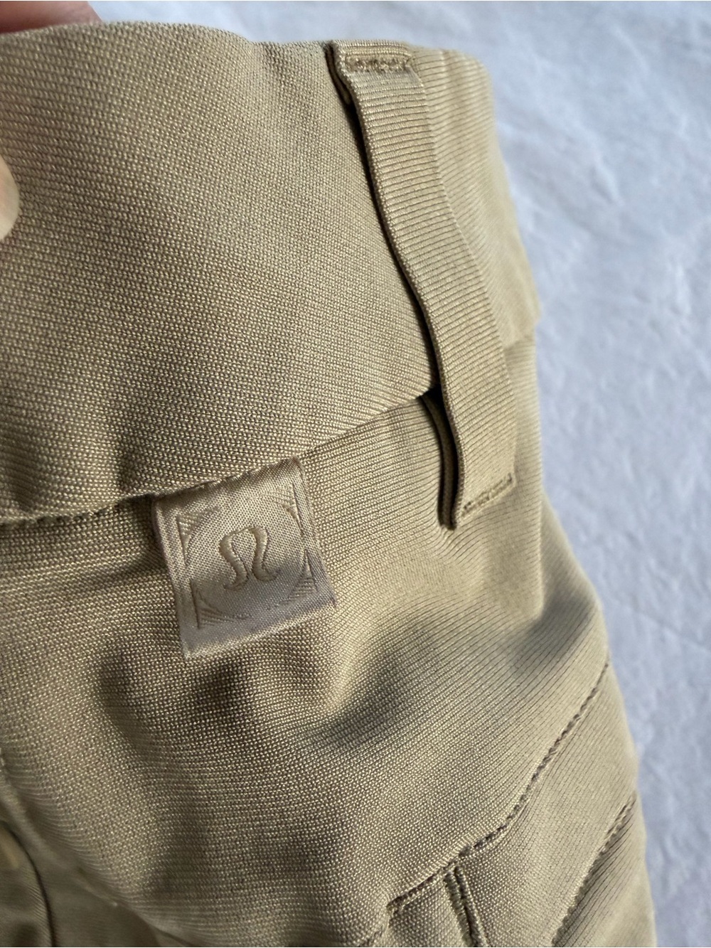 Lululemon Men's ABC Short 33 Khaki Tan Warpstreme Travel Golf Shorts 9" - Picture 5 of 16